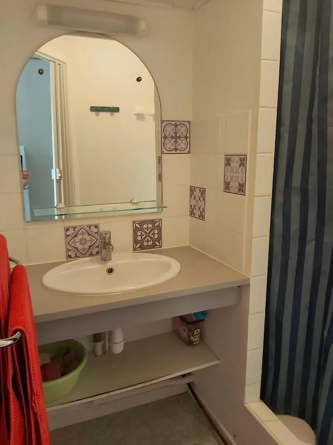 Studio Tout Confort A 300 M Des Thermes Cazaubon Fransa